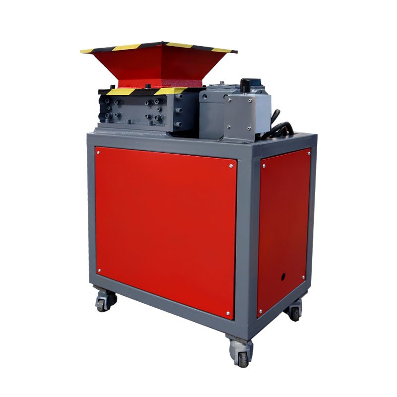 Alternative compact plastic shredder configuration
